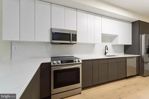 329 16th St SE, Washington, DC 20003 photo 12