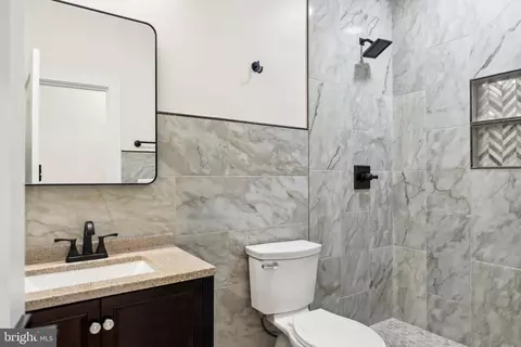 329 16th St SE, Washington, DC 20003 photo 22