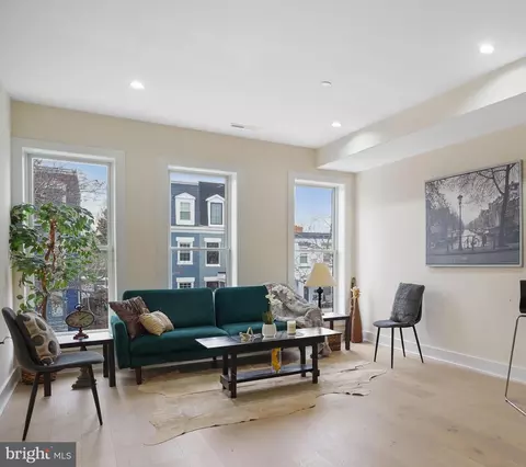 329 16th St SE, Washington, DC 20003 photo 8
