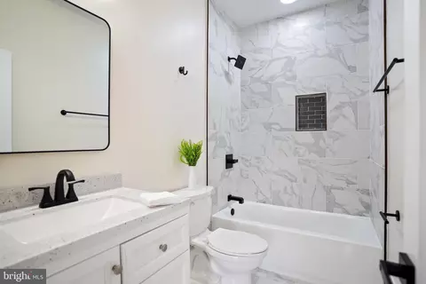 329 16th St SE, Washington, DC 20003 photo 21