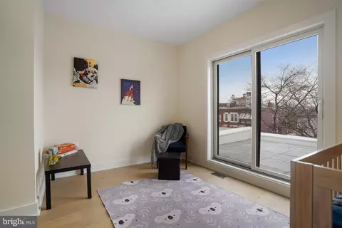 329 16th St SE, Washington, DC 20003 photo 18