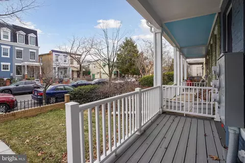 329 16th St SE, Washington, DC 20003 photo 4
