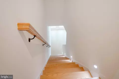 329 16th St SE, Washington, DC 20003 photo 28