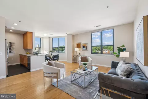 3883 Connecticut Ave NW #904, Washington, DC 20008