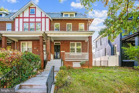 5805 5th St NW, Washington, DC 20011