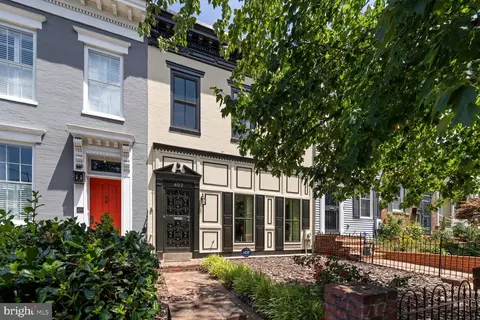 402 G St SE, Washington, DC 20003