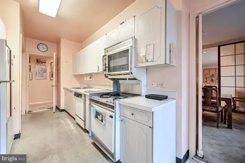 2801 New Mexico Ave NW #522, Washington, DC 20007 photo 24