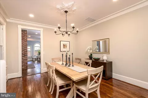 Dining - 915 Constitution Ave NE, Washington, DC 20002 photo 1 of 4