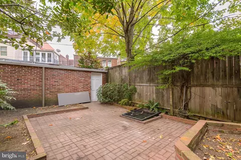 Exterior - 915 Constitution Ave NE, Washington, DC 20002 photo 2 of 5