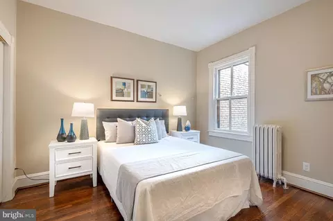 Bedroom - 915 Constitution Ave NE, Washington, DC 20002 photo 6 of 8