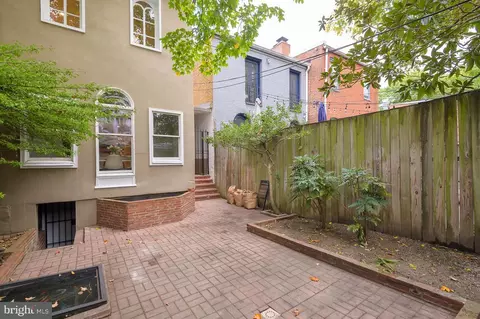 Exterior - 915 Constitution Ave NE, Washington, DC 20002 photo 3 of 5