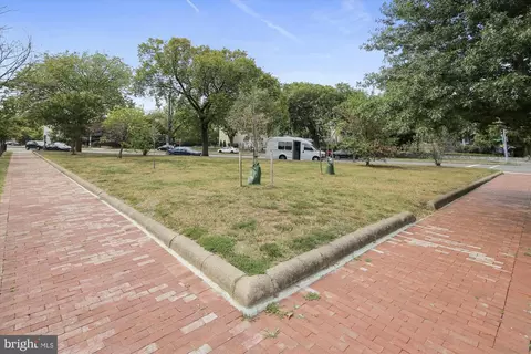 634 E Street St NE, Washington, DC 20002 photo 56