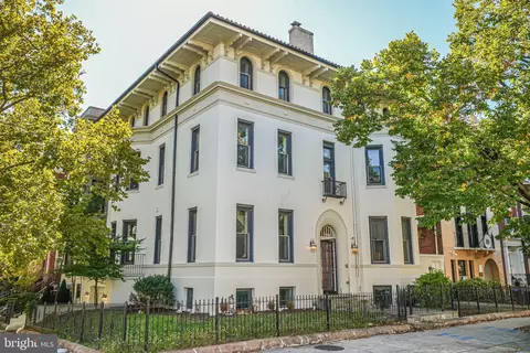 2200 R St NW, Washington, DC 20008