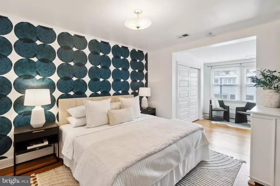 Bedroom - 2434 Tunlaw Rd NW, Washington, DC 20007 photo 1 of 9