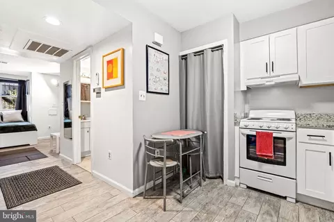 Other - 704 I St SE, Washington, DC 20003 photo 10 of 11