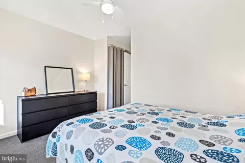 Bedroom - 704 I St SE, Washington, DC 20003 photo 3 of 8