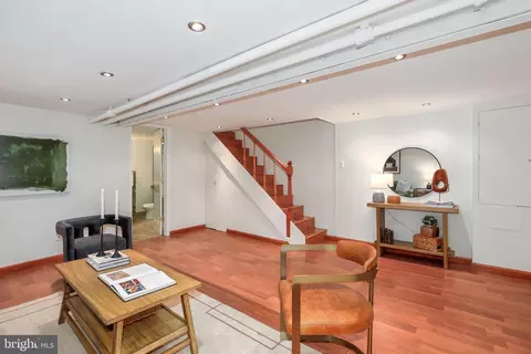 1329 E St SE, Washington, DC 20003 photo 37