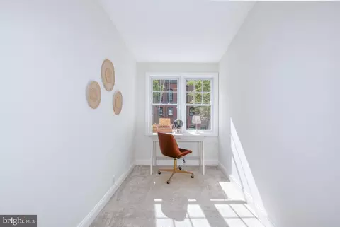 1329 E St SE, Washington, DC 20003 photo 33
