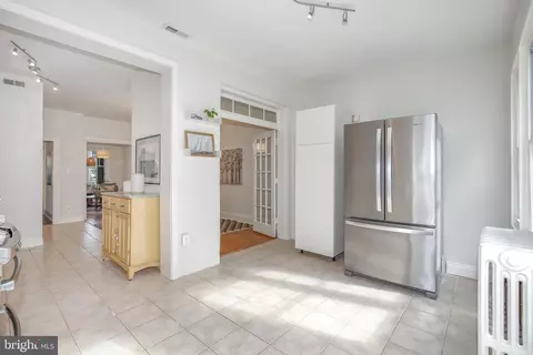 1329 E St SE, Washington, DC 20003 photo 18