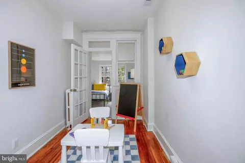 1329 E St SE, Washington, DC 20003 photo 27