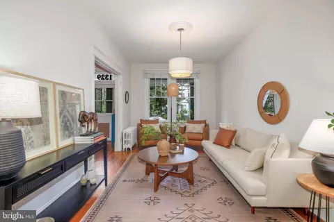 1329 E St SE, Washington, DC 20003 photo 6