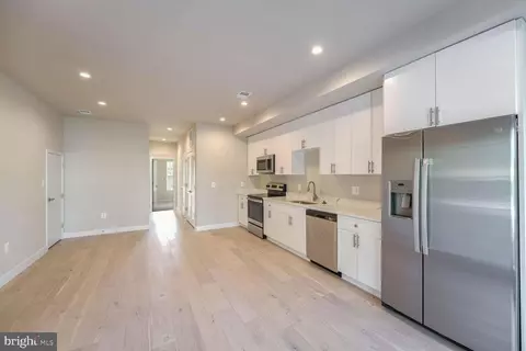 Entry Way - 2514 Elvans Rd SE, Washington, DC 20020 photo 4 of 4