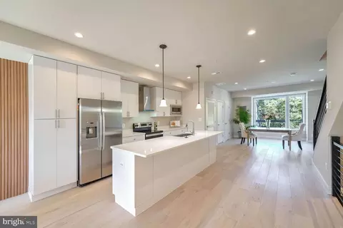 Entry Way - 2514 Elvans Rd SE, Washington, DC 20020 photo 1 of 4
