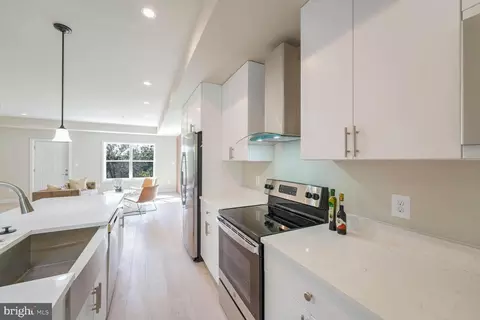 Kitchen - 2514 Elvans Rd SE, Washington, DC 20020 photo 1 of 1