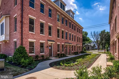 813 Sycamore SE #LOT 946, Washington, DC 20032