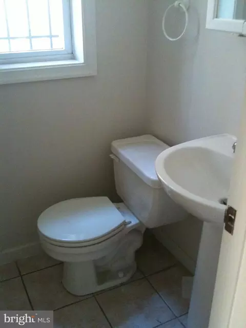 152 R St NE, Washington, DC 20002 photo 9