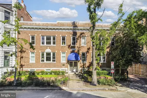 1715 Swann St NW #5, Washington, DC 20009