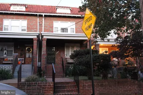 5016 4th St NW, Washington, DC 20011