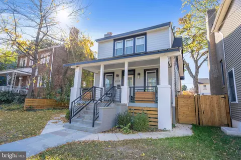 6518 7th St NW, Washington, DC 20012