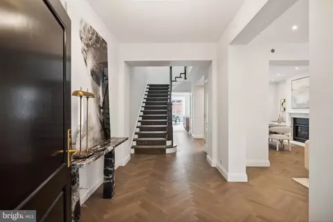 Entry Way - 2120 Bancroft Pl NW, Washington, DC 20008 photo 1 of 3