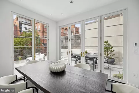 Dining - 2120 Bancroft Pl NW, Washington, DC 20008 photo 3 of 3