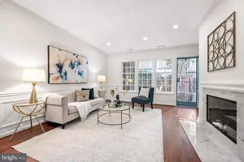 204 Justice Ct NE #40, Washington, DC 20002