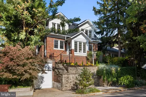 5415 Hawthorne Pl NW, Washington, DC 20016