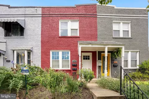 330 20th St NE, Washington, DC 20002 photo 1