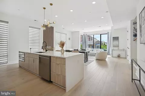 903 Quincy St NW #2, Washington, DC 20011
