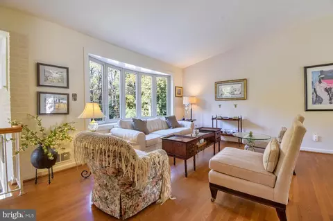 8301 E Beach Dr NW, Washington, DC 20012 photo 10
