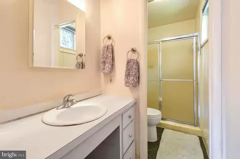 8301 E Beach Dr NW, Washington, DC 20012 photo 22