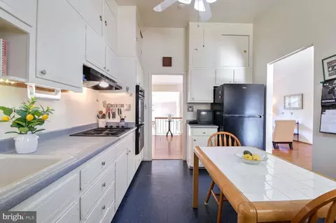 8301 E Beach Dr NW, Washington, DC 20012 photo 14