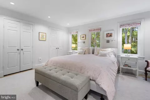 Bedroom - 3924 Georgetown Ct NW, Washington, DC 20007 photo 2 of 3