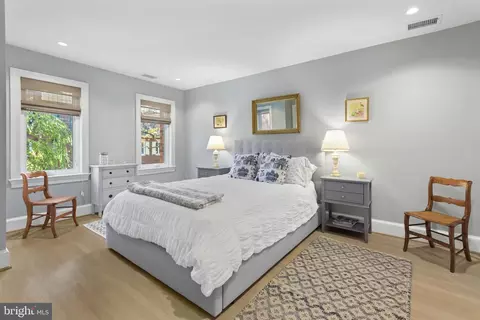 Bedroom - 3924 Georgetown Ct NW, Washington, DC 20007 photo 1 of 3