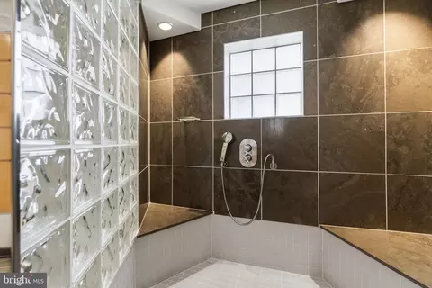 Bath - 2102 R St NW, Washington, DC 20008 photo 7 of 8