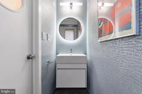 Bath - 2102 R St NW, Washington, DC 20008 photo 1 of 8