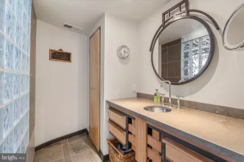 Bath - 2102 R St NW, Washington, DC 20008 photo 6 of 8