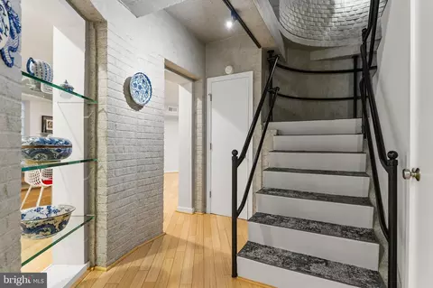 Entry Way - 2102 R St NW, Washington, DC 20008 photo 3 of 8