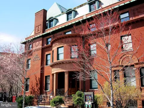 Exterior - 2102 R St NW, Washington, DC 20008 photo 8 of 8
