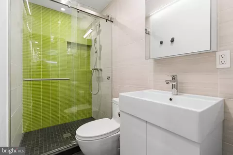 Bath - 2102 R St NW, Washington, DC 20008 photo 8 of 8